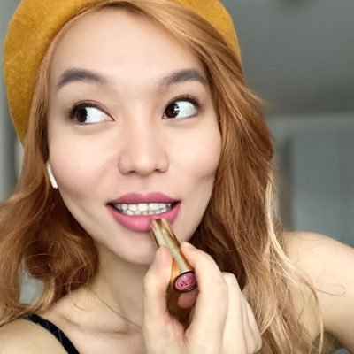 Naninarnii's profile picture. 