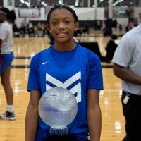 Zoë Stagg (@zoebeballin) 's Twitter Profile