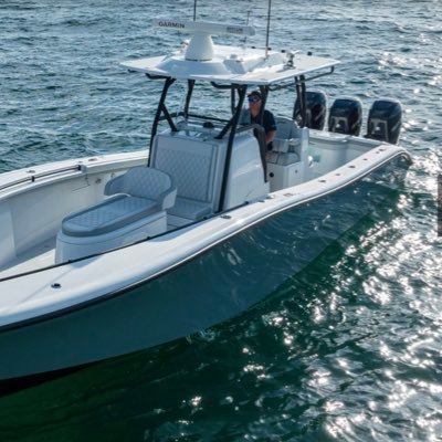 Full time day trader. Veteran, Patriot, scuba diver, competitive shooter and saltwater fishing junkie. Not a financial advisor in any way!