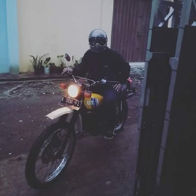 Rajaaaaw's profile picture. if i show you my dark side, will you still hold me tonight?