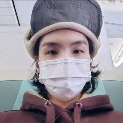 ily93_'s profile picture. louder than bombs I break