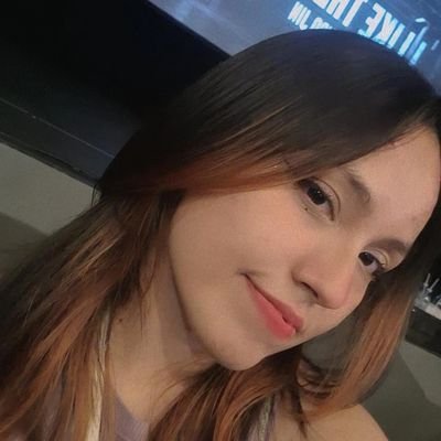 reynaaglae9's profile picture. 