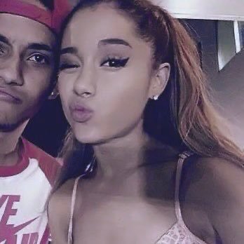 ₊ ˚ ✩ wondrous time, gave me the blues and then purple pink skies 。˚ ☽ unproblematic | #1 tayriana stan│fb or uf