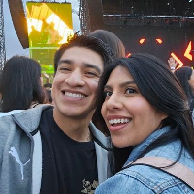 almeyda93227's profile picture. 