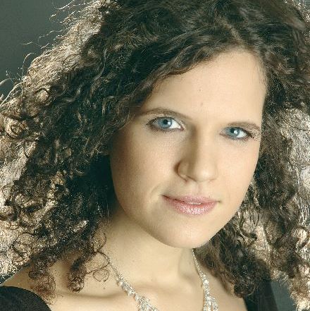 DianaRendell's profile picture. I'm a versatile mezzo soprano who sings classical music, but also pop and jazz - a perfect classic and contemporary combination for a London wedding.