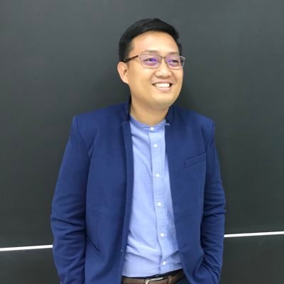 Into international development, SE Asian affairs, and travel.