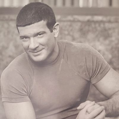 CW_Cloud8AI's profile picture. Nannu, Dad, son, believer, former athlete, SAG/AFTRA talent, podcaster, writer, citizen philosopher, tech guru & soccer DA cofounder.