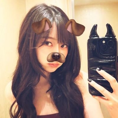 RhaastToucher's profile picture. 22yo | I love being bisexual, I love my wifemale, I hate math and I love boobs