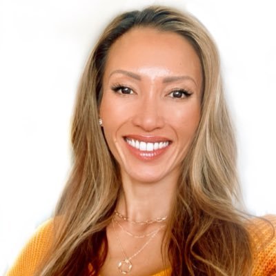 pennyphang's profile picture. Wellness & Fitness for 40+ | Helping u build Strength Confidence & Vitality | Body Mind & Soul 💪 | Speaker | TV Actor | Coaching since 2010 | DM Q’s👇🏼