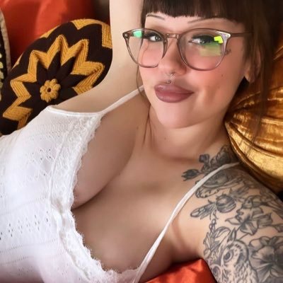 Digital creator Stacked E-Thot Shawty & Wifey Shit: , backup account