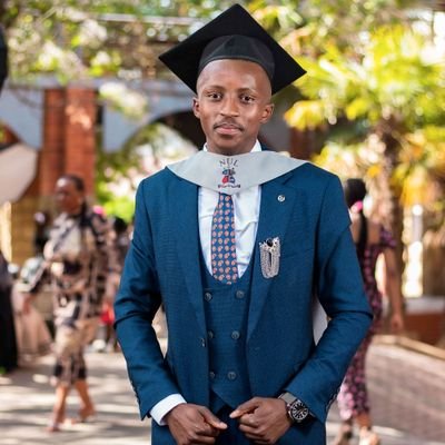 Phillipians 4:13.
Farmer|| Entrepreneur🇱🇸|| Accountant||Reader of books 📚||Trucker🚚 ||@ManUtd