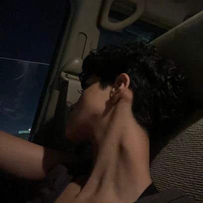 boooys001's profile picture. اكبر من ١٧ سنة لا يجي ولا يتعب حالة ابحث عن شخص بنفس العمر فقط #الكبير #حظر #شبوه# مارب# اب