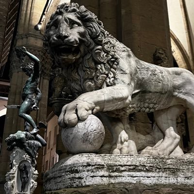 RebelionLiberal's profile picture. El Secreto de la Felicidad es la Libertad. El secreto de la Libertad es el Coraje!