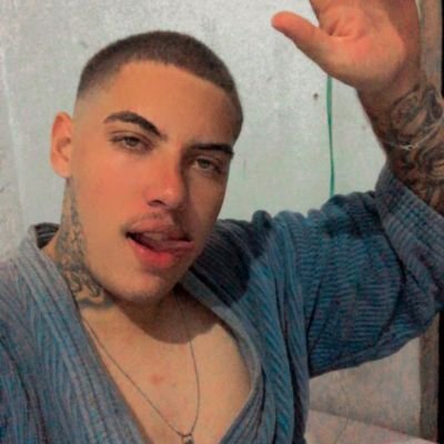 RV2K22's profile picture. 