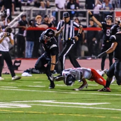 BPHS Student Athlete🏈|Class of 2025|LB/RB?/ATH|Stafford VA| @Robertsonwayneii@scps.net| GPA 3.1|NCAA ID#2403250531|Phone Number 571-492-1522