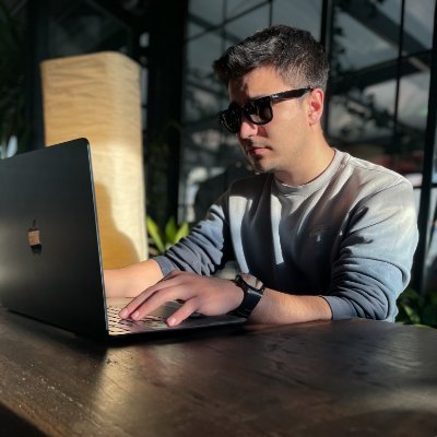 Product designer @bondifinance | UI Design | Branding
#SaaS #LandingPage