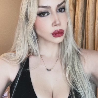 @KissylandXO