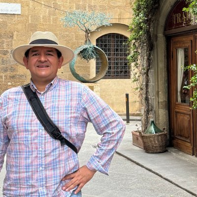 Javier Aparicio Profile