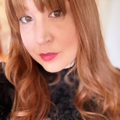History major, Mama bear, ASOIAF riddler & enthusiast, more informed on westerosi politics than real world. One half of @kissedpodcast. She/Her Bi/Poly.