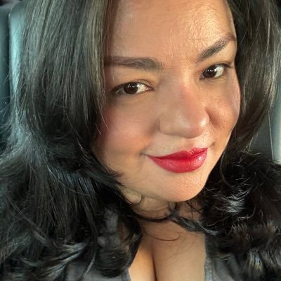 NYer born and raised, makeup lover and living life. 💜💜💜💜 since 2014 OT7, Army BTS #longcovid. 🇵🇷🇧🇴