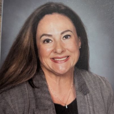 Principal of Sullivan Middle School, Mom, Wife & Traveler
Run Far coach-RFYL
Personal Mission: To live a purposeful life inspiring others to achieve their best