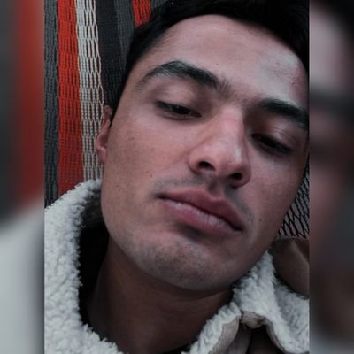 RobertoSSEK's profile picture. ℌ𝔬𝔪𝔟𝔯𝔢 𝔡𝔢 𝔩𝔞 𝔡𝔦𝔳𝔢𝔯𝔰𝔦𝔬́𝔫 𝔶 𝔡𝔢 𝔟𝔲𝔢𝔫𝔬𝔰 𝔤𝔲𝔰𝔱𝔬𝔰 🌹