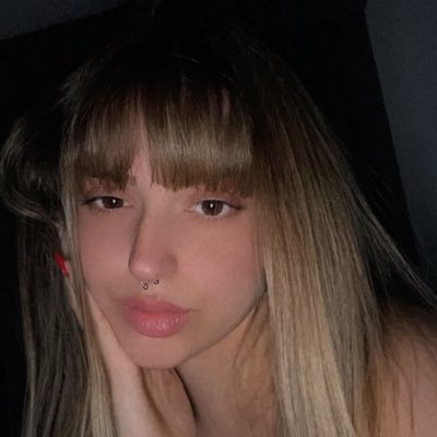 Tengo terrible cara de orto y toy media loca, no me jodan básicamente.