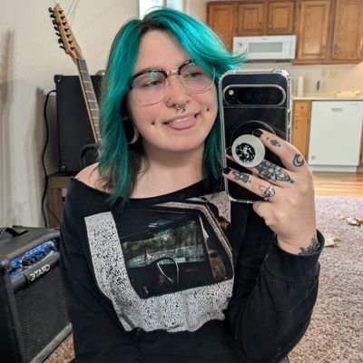 - kayla - she/her/they/them - 27 -