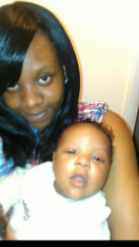 SelfmadeRenee19's profile picture. 