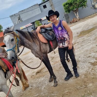 Em Qualquer Lugar Vou Me Adaptar Igual Camaleão Sei Me Camuflar 🎶🎶🦎🦎
@Flamengo ❤🖤