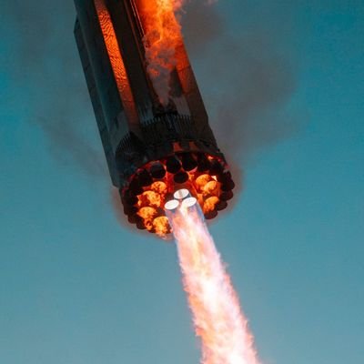 veekay272's profile picture. dun dun duuun