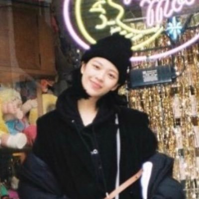 LOVELINE_Jeong's profile picture. 無言フォロー失礼致します