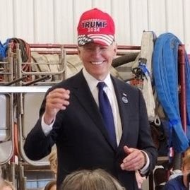 nc_populist's profile picture. Maliq Brown Enjoyer