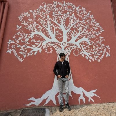 PinakJ09's profile picture. 