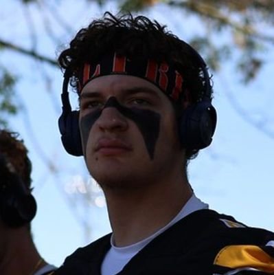 TE playing ball in Italy ||
6.5 ft 280 lbs||
GPA 2.58||
class of 2024||
NCAA ID# 2301768387
@NFLAcademy alumni OL||