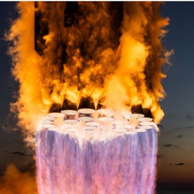 HuggarBlixt's profile picture. Happy and positive. The future is bright!