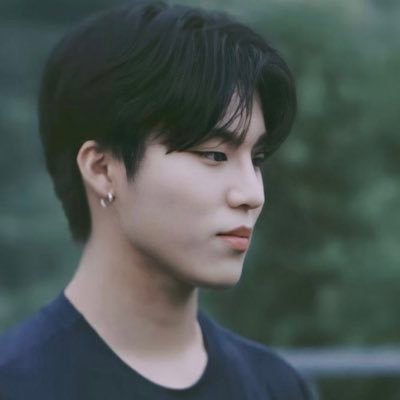 yo13746637's profile picture. 