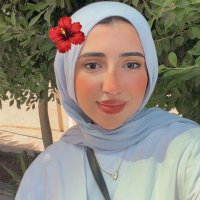 👩🏻‍🎓 (@mariamr11019642) Twitter profile photo