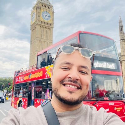 احب وطني اليمن واتمنى ان يكون كال اليمنيين اخوه بدون تفرقة ولا طائفية ولا مذهبية لان كلنا يمنيين في الاول والاخير