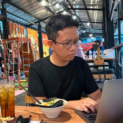 Data, Responsible AI, dan Indonesia.
Tweets are mine.