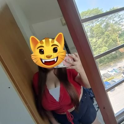 我是個🐱控
只偶尔分享生活,照片💕
很直率的一個摩羯座
有什麼講什麼的一個人!
➡️性感不是罪,那只是一種喜好💕
❌ 不約炮
❌ 不回复信息,不聊天