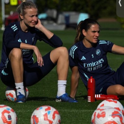 TillyQuilter's profile picture. Afc&awfc fan 🤍❤️❤️🤍