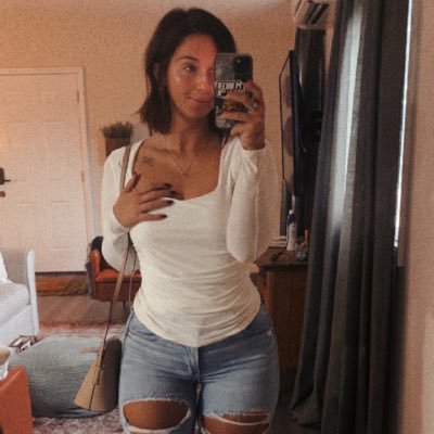 aahens171921's profile picture. 