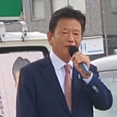 yell_32884's profile picture. 三ッ林先生は医師として国会議員として、これまで様々な課題に向き合い尽力してくださいました。誰よりも働き、誰よりも結果を出しています。その努力と実績は、決して日の目を浴びるような派手なものではありません。ですが、先生は走り続けています!そんな先生を応援!