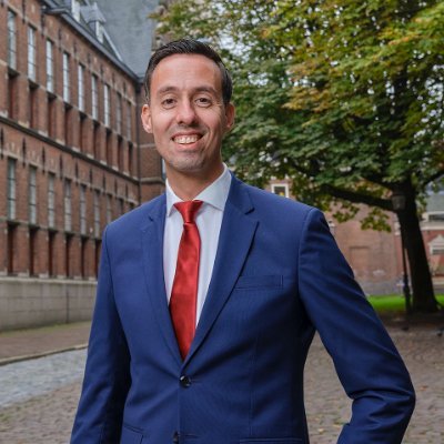 Fractievoorzitter @CDAprovincieGR | Senior Communicatieadviseur @VCOG | Scheidsrechter @KNVB | Voorzitter @Statenlidnu | Trotse Groninger