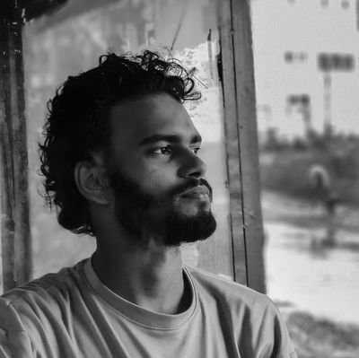 FarshidIbtihaj's profile picture. Self-taught web developer 👨‍💻 | | Tech enthusiast 🤖 | |
 BBA major at HRM Undergrad 👨‍🎓