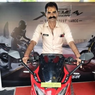 VishnuY51128's profile picture. Yadav tour and travels