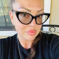 Vanessa Marie (@v1_mariemoon) 's Twitter Profile