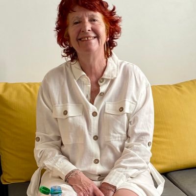 BerkowiMartine1's profile picture. j’aime d’abord la lecture ! … je pense être tolérante , enfin j’essaie ! je défends les animaux maltraités et puis #antiextrêmes