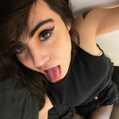 💕 / 🖤 / 🏳⚧ / ⚧︎ / ☭ / Ⓐ / 🚩/ 🏴/ 🇵🇸 /🔻/ acab / blm / vegan / anti-capitalist / antifascist / rave girl / faggot / mdni / alt: @alysalyx 🔞